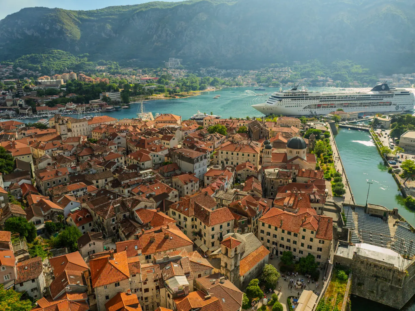 Cosa vedere a Kotor: Guida completa alla città sotto la protezione UNESCO