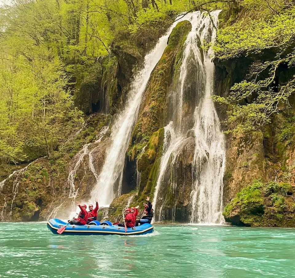 מפל Bailovica Sige