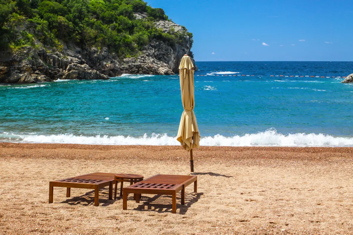 Swimming and Sunbathing