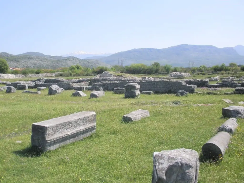 העיר הרומית העתיקה Duklja