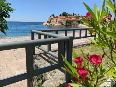 Sveti Stefan Montenegro may 2021 (110)