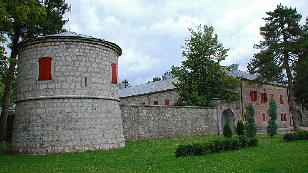 Biljarda, Njegošev dom