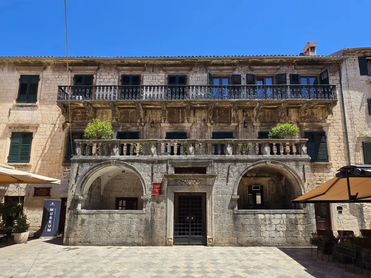 Square of Flour and the Pima Palace
