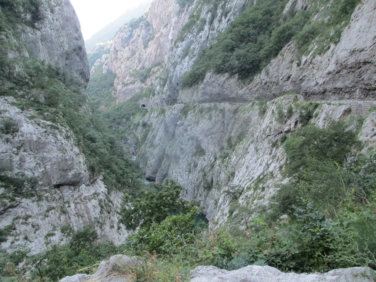 Платіє