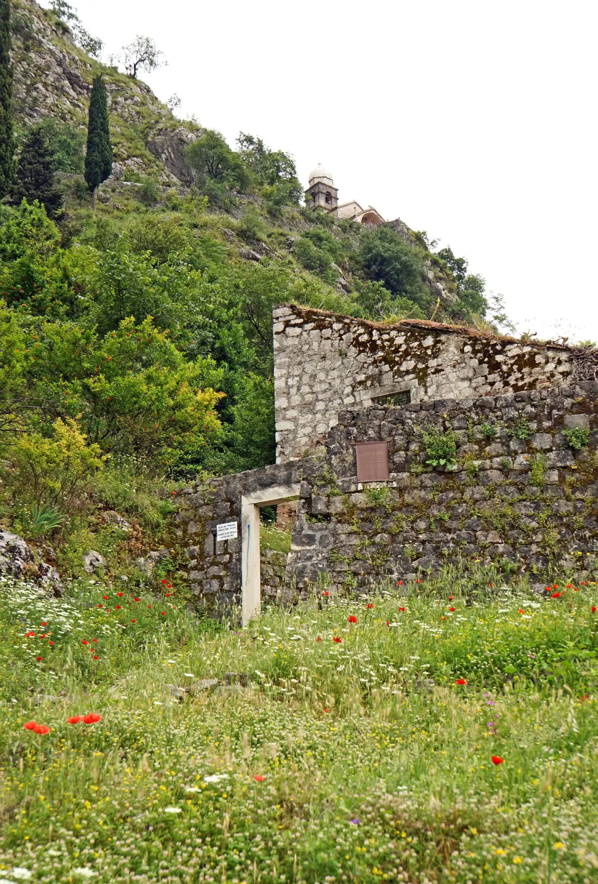 Ulaz kod Svete Marije (Parilo)