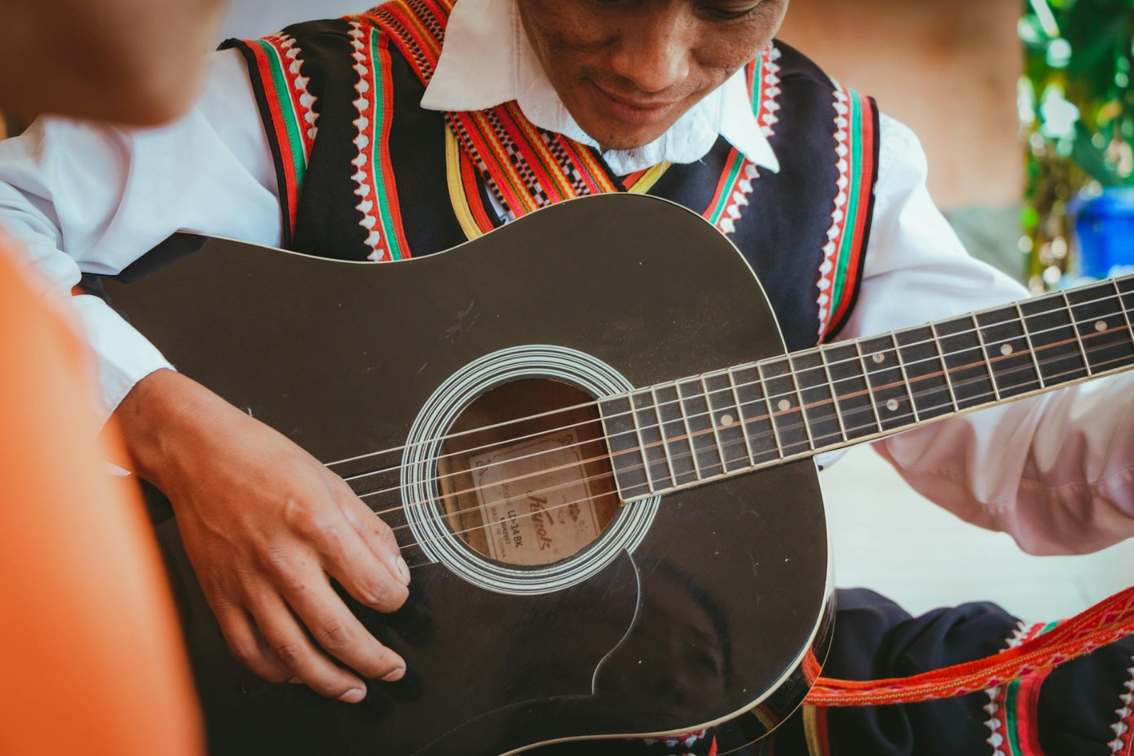 Guslar čuva epsku tradiciju kroz pjesme koje prenose istoriju i junačke podvige