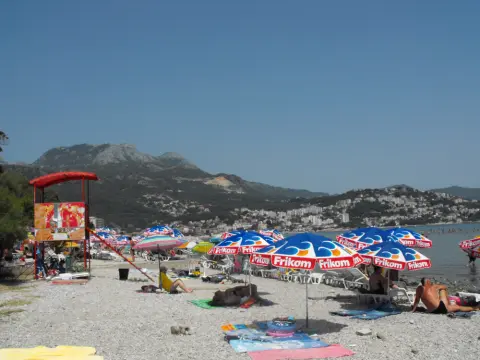 Igalo ~ PlaZa - panoramio
