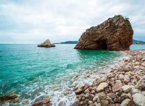 Arza Beach