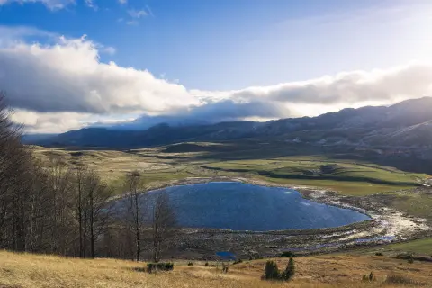 Riblje jezero