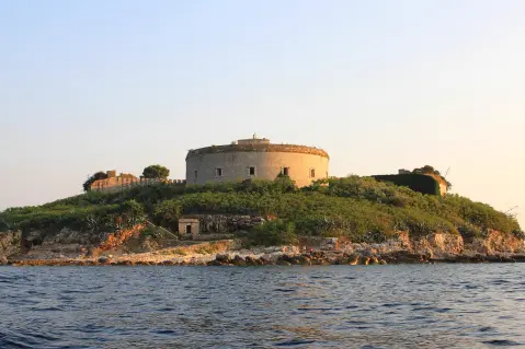Fort Mamula 11