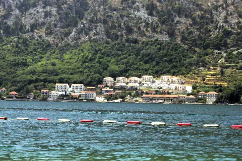 Put I Bokeljske Brigade, Dobrota, Montenegro - panoramio (1)