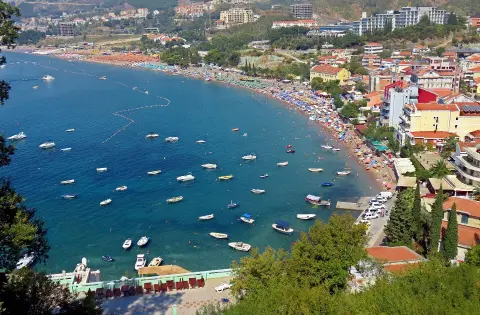 The beaches of Becici. Пляжи Бечичи - panoramio