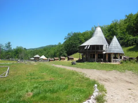 Etno selo Vukovic, Bijelo Polje, 2013-06-18 - panoramio