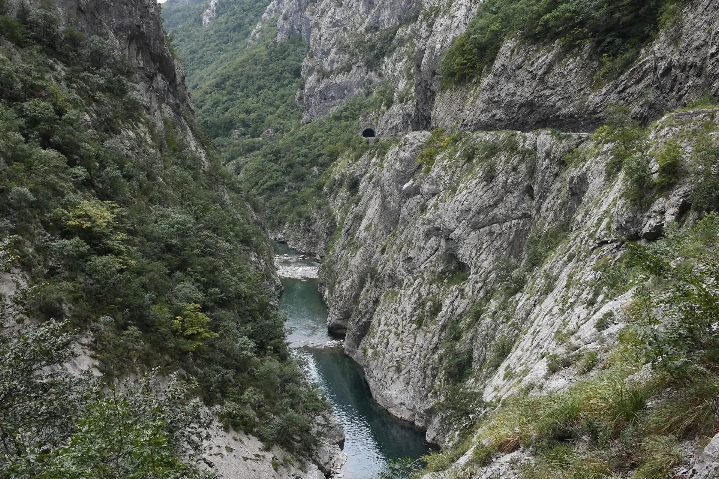 The Morača deep in its canyon