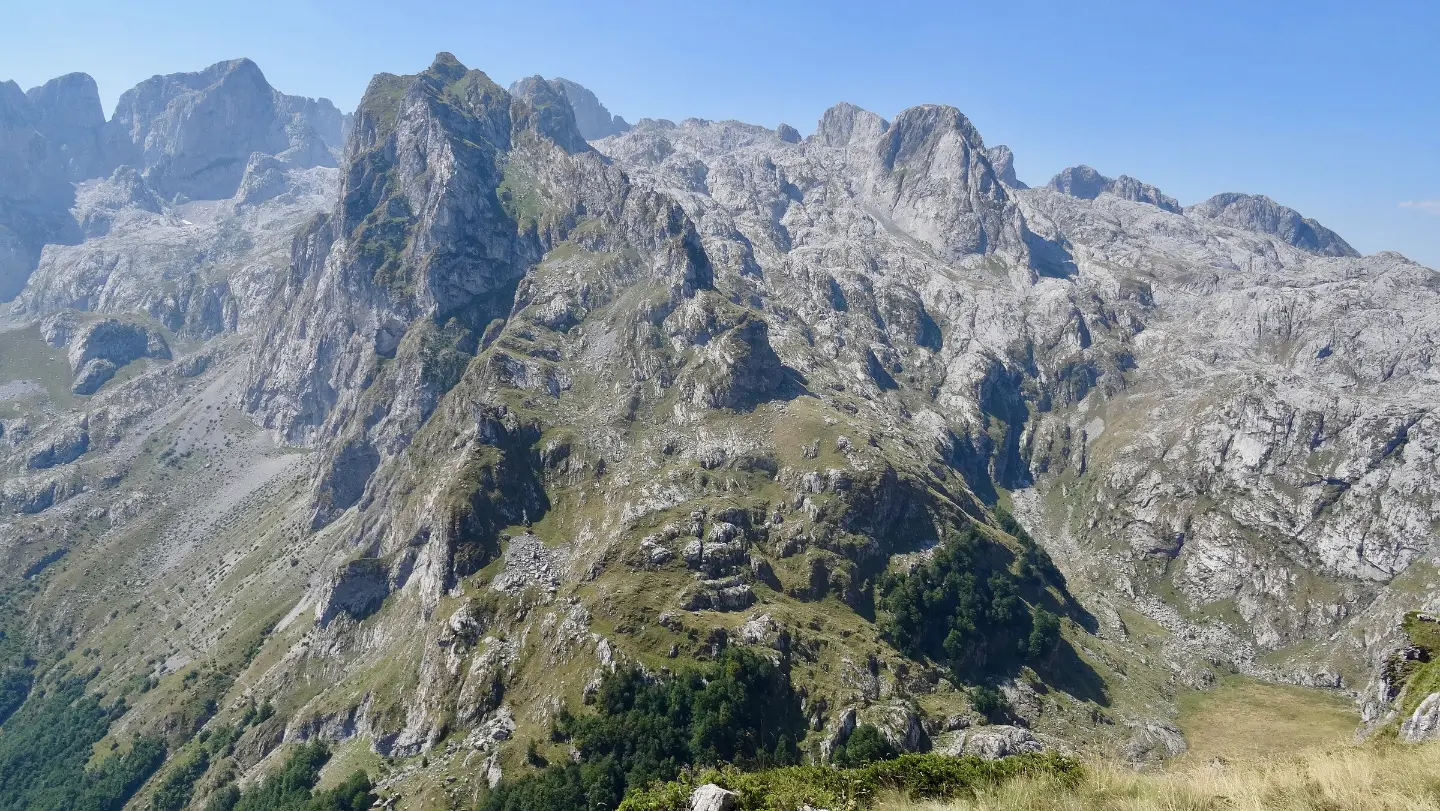 Vojuša and the peaks above Grebaje