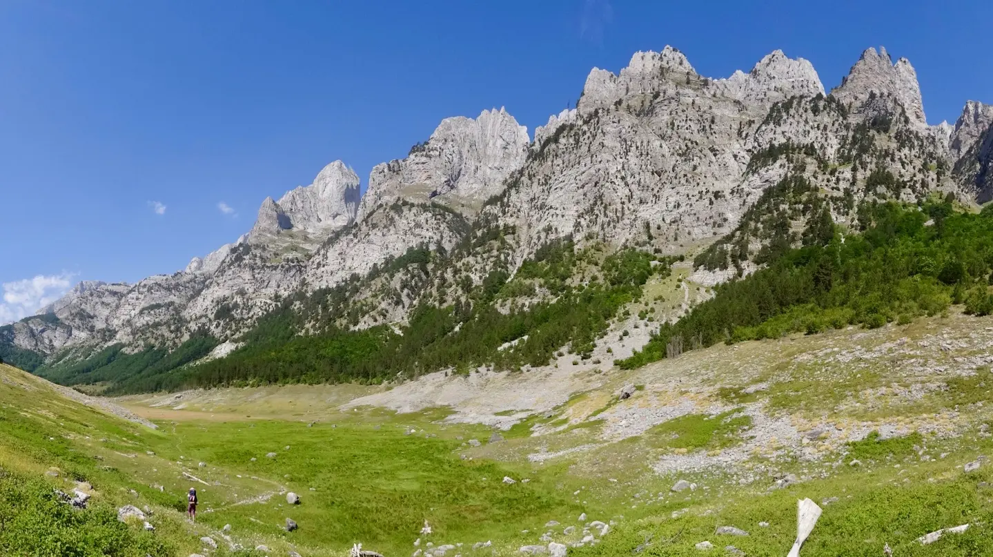 Karanfili above the Ropojana valley