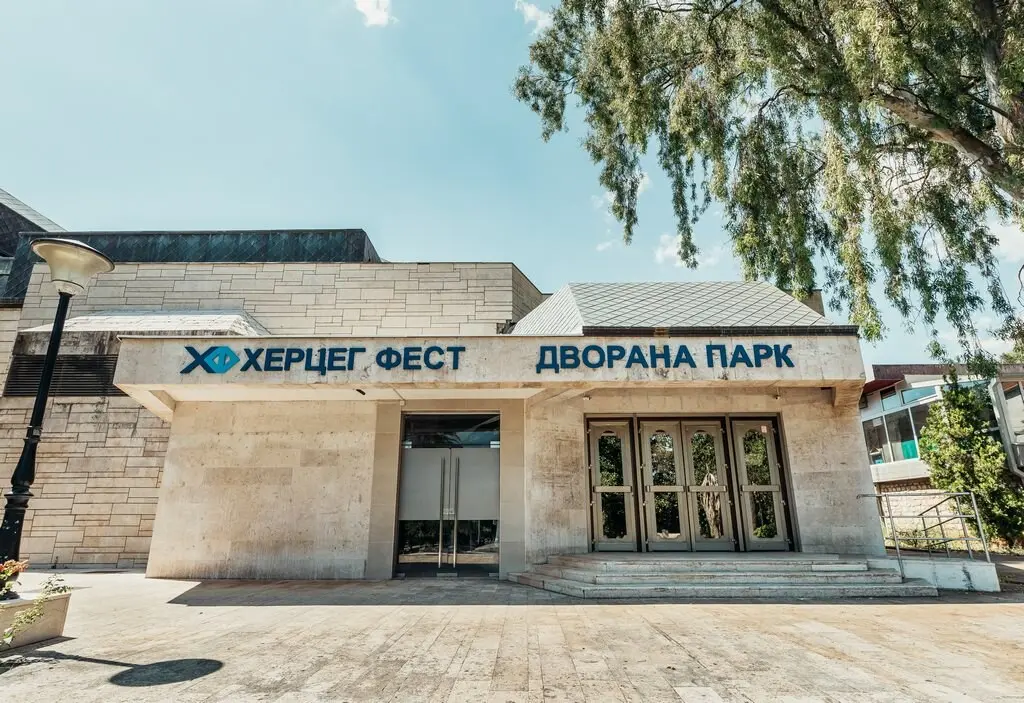 HAPS — Апрельский театральный фестиваль Herceg Novi