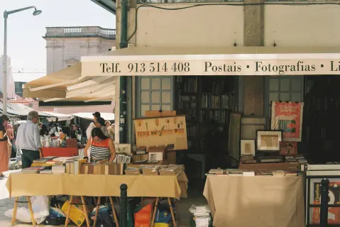 Trg od knjige — Book Square — 2