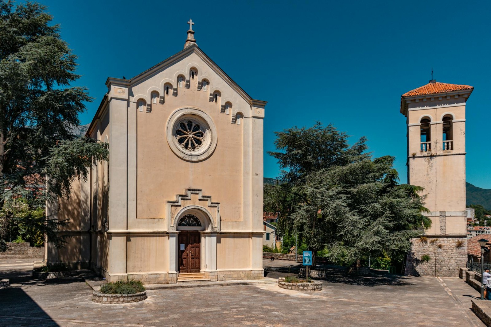 Gdje Kameni Zidovi Pripovijedaju