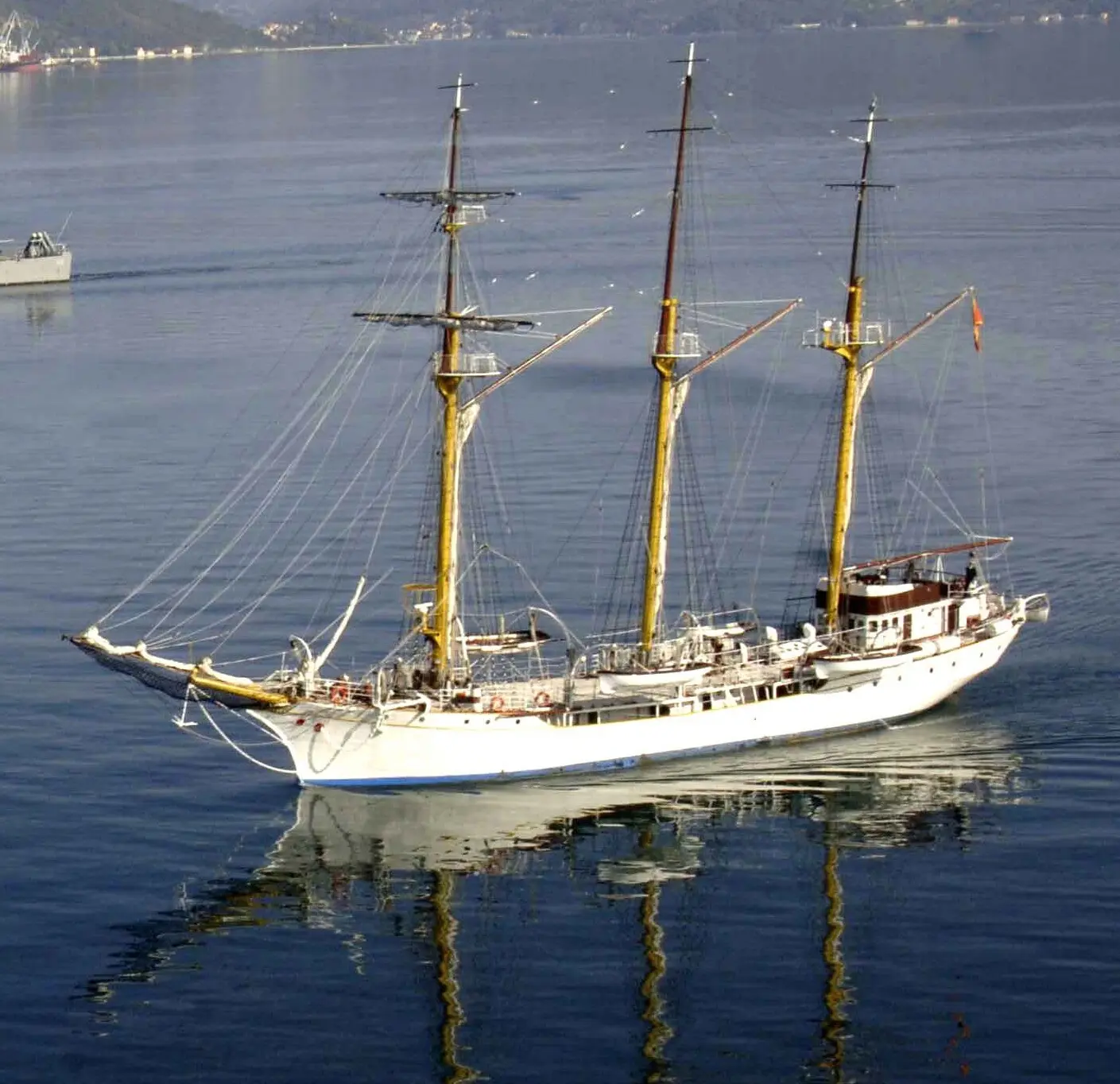 Jedrenje u Crnoj Gori: Boka, marine i otvoreni Jadran