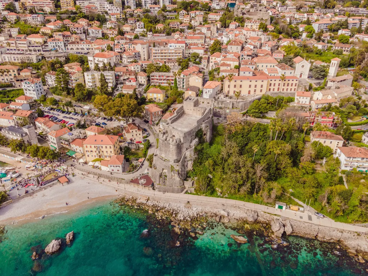 Karadağ Kaleleri Fotoğrafları — image 1
