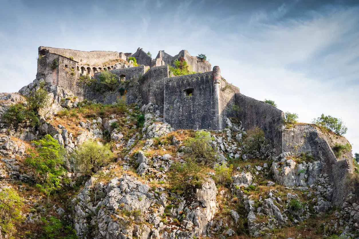 Karadağ Kaleleri Fotoğrafları — image 3