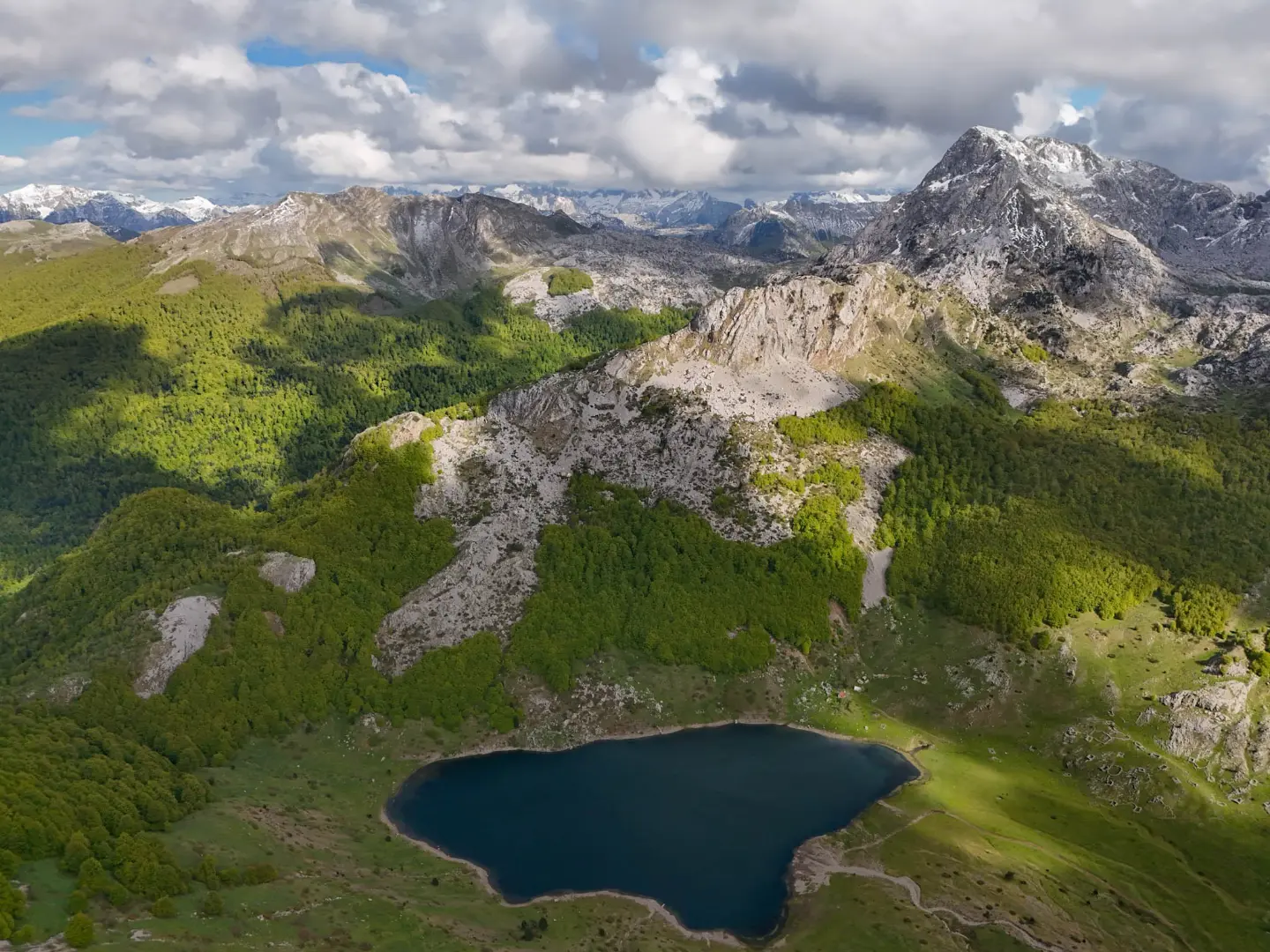 Lagos de Montenegro