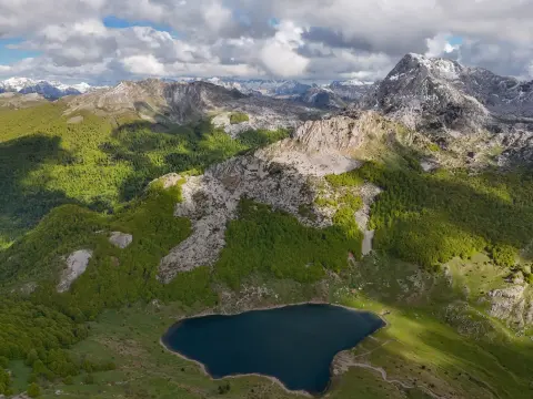 Lagos de Montenegro