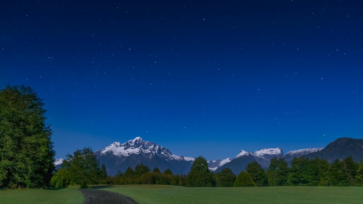 Nacionalni park Durmitor u Crnoj Gori dostiže uslove tamnog neba Bortle klase 2, što ga čini jednim od svega nekoliko mj