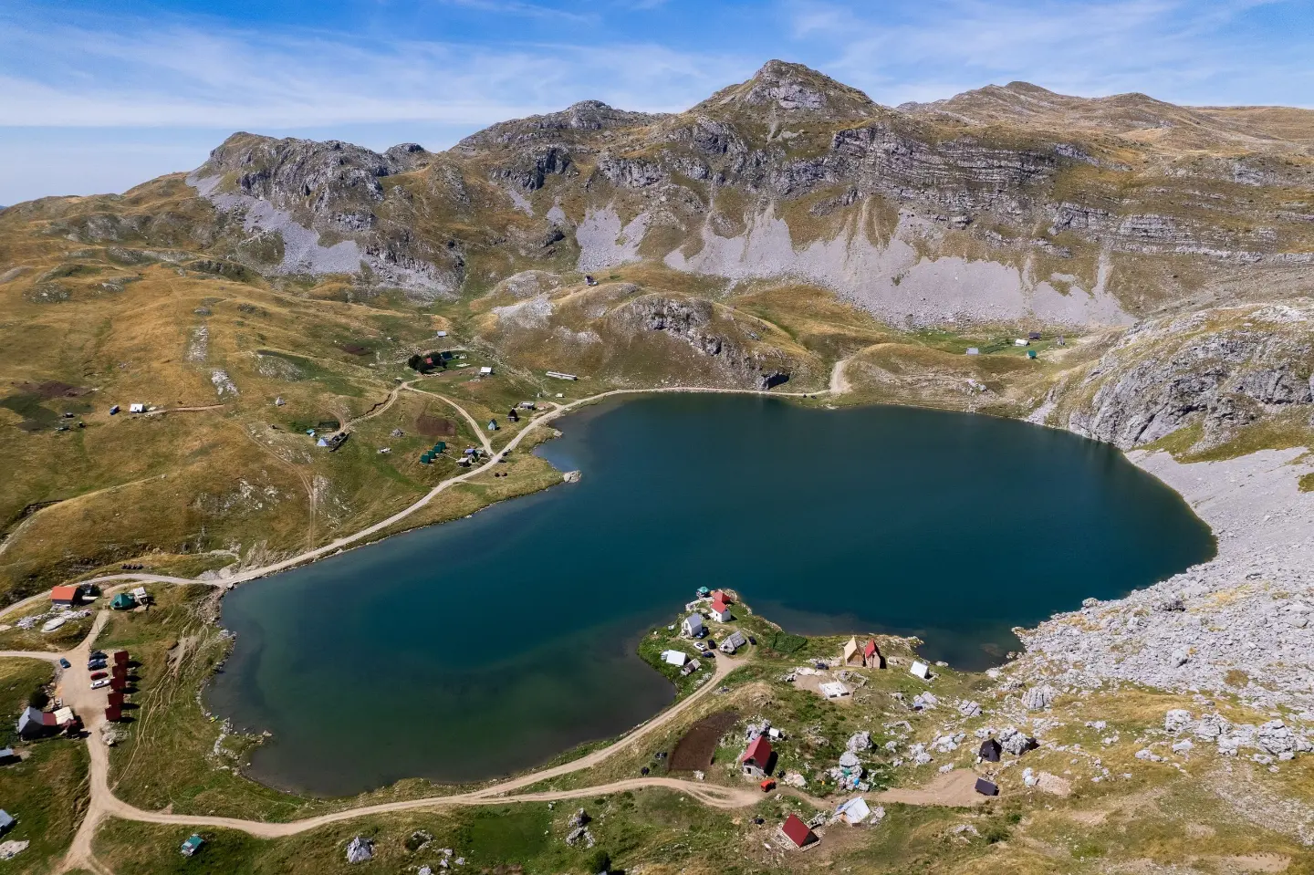 Dragovića Polje – Kapetanovo Jezero (suggested trail, no trailmarks, no clear path)