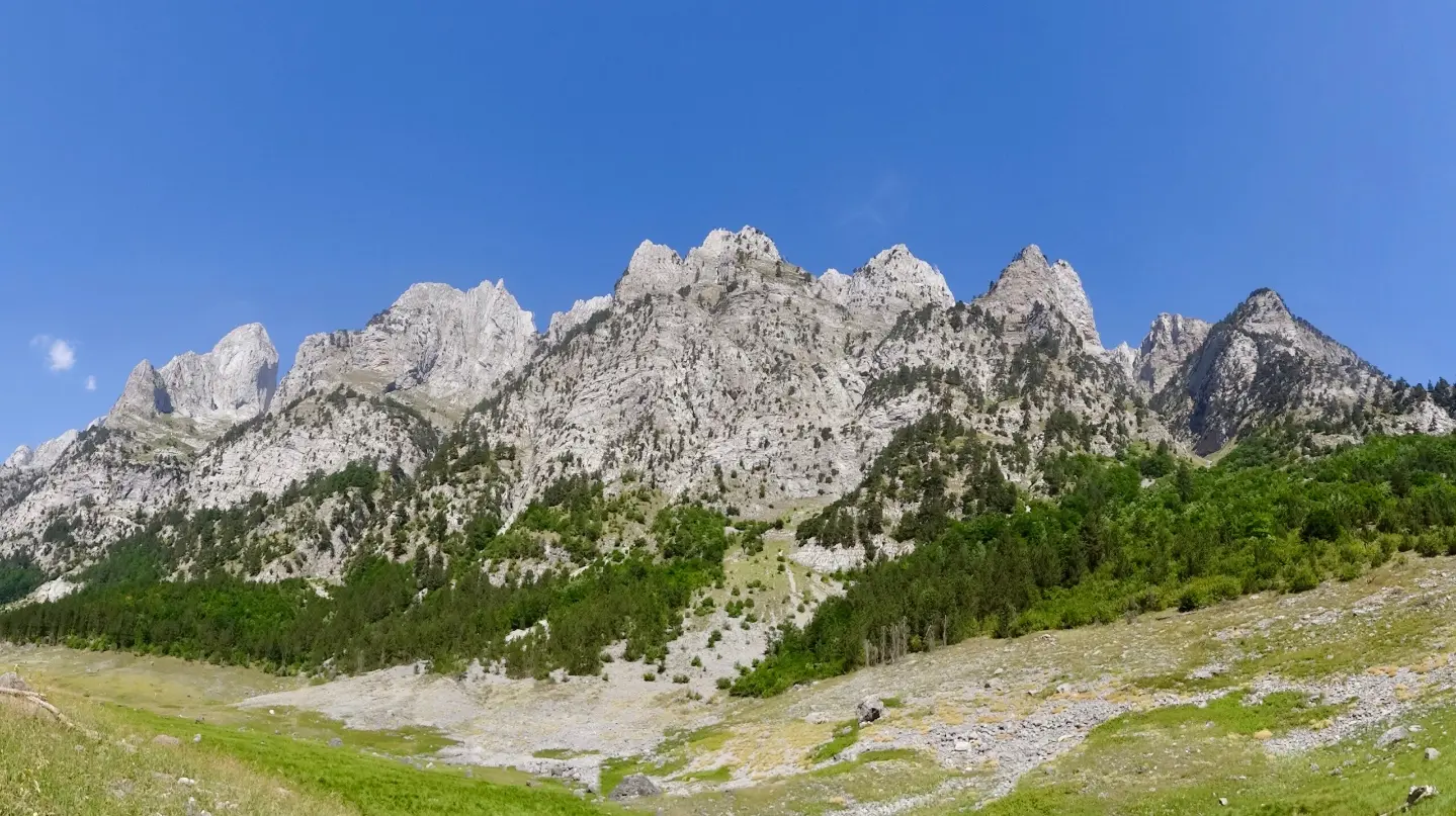 Ropojanska dolina i Karanfili
