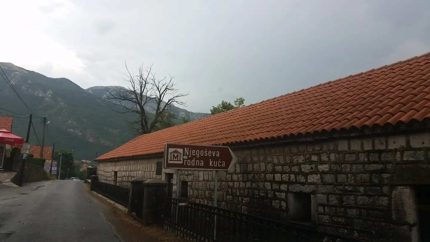 Erakovići in Njeguši