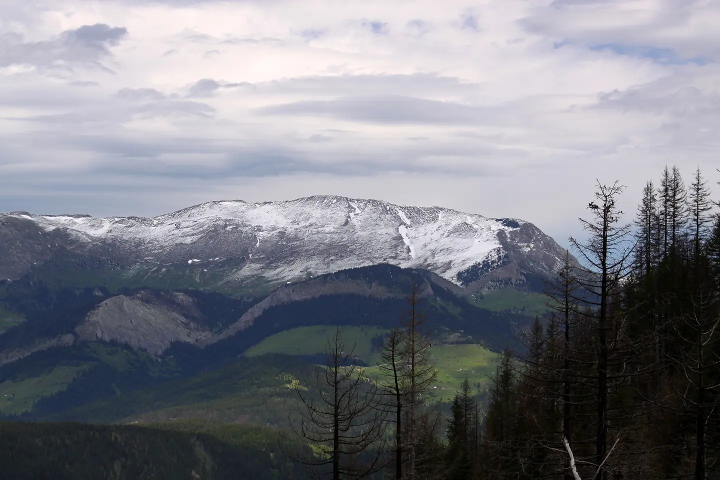 Hajla (2403 m)