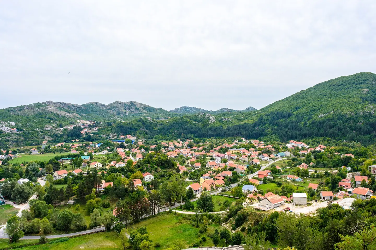 Đinovo Brdo – laka šetnja do vidikovaca