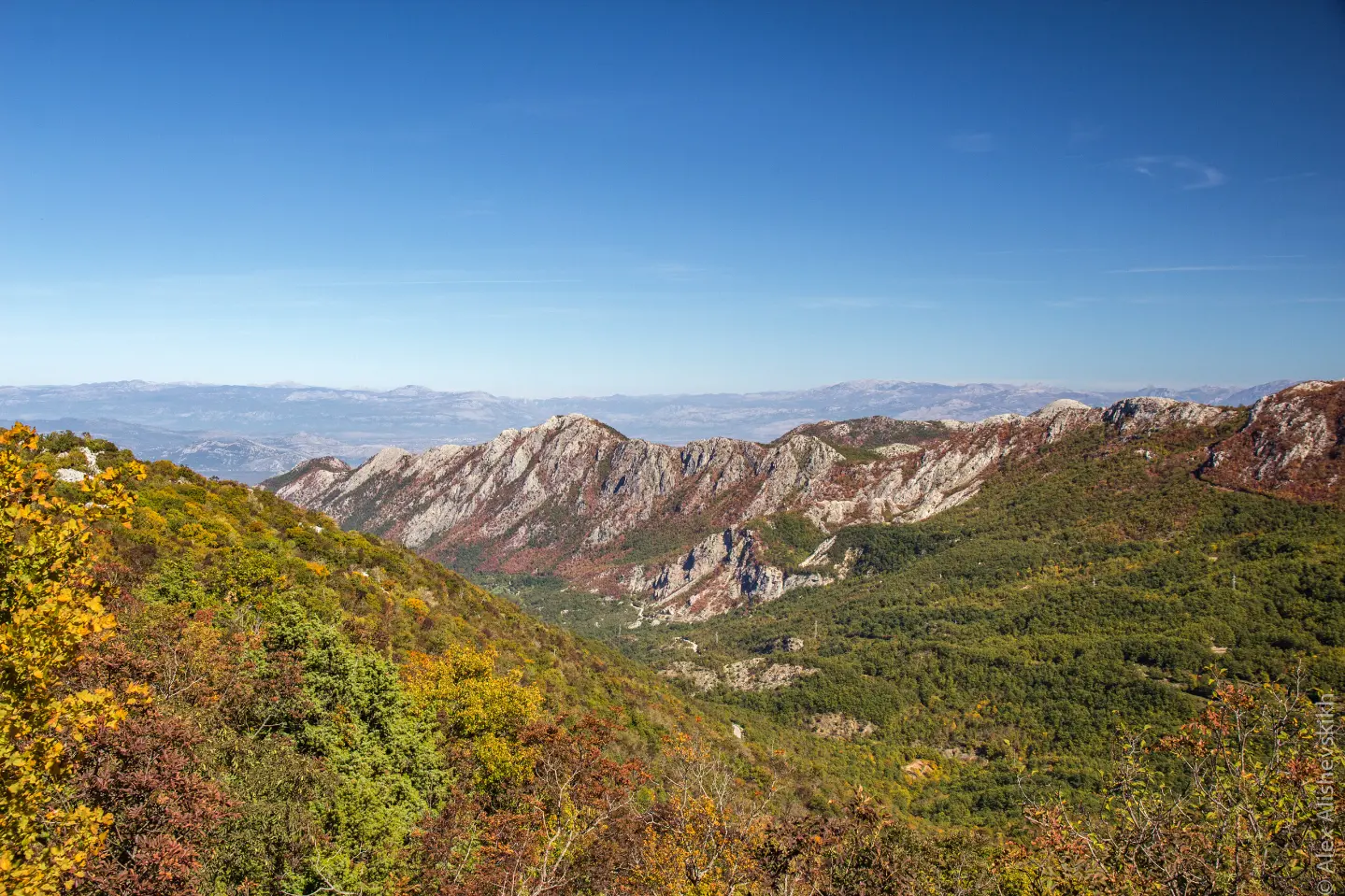 Sutorman pass in autumn