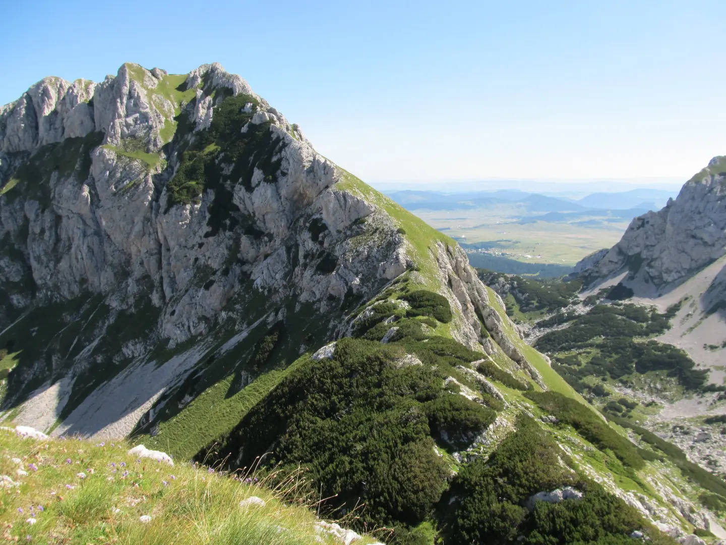 Crno jezero – Terzin Bogaz – Lokvice