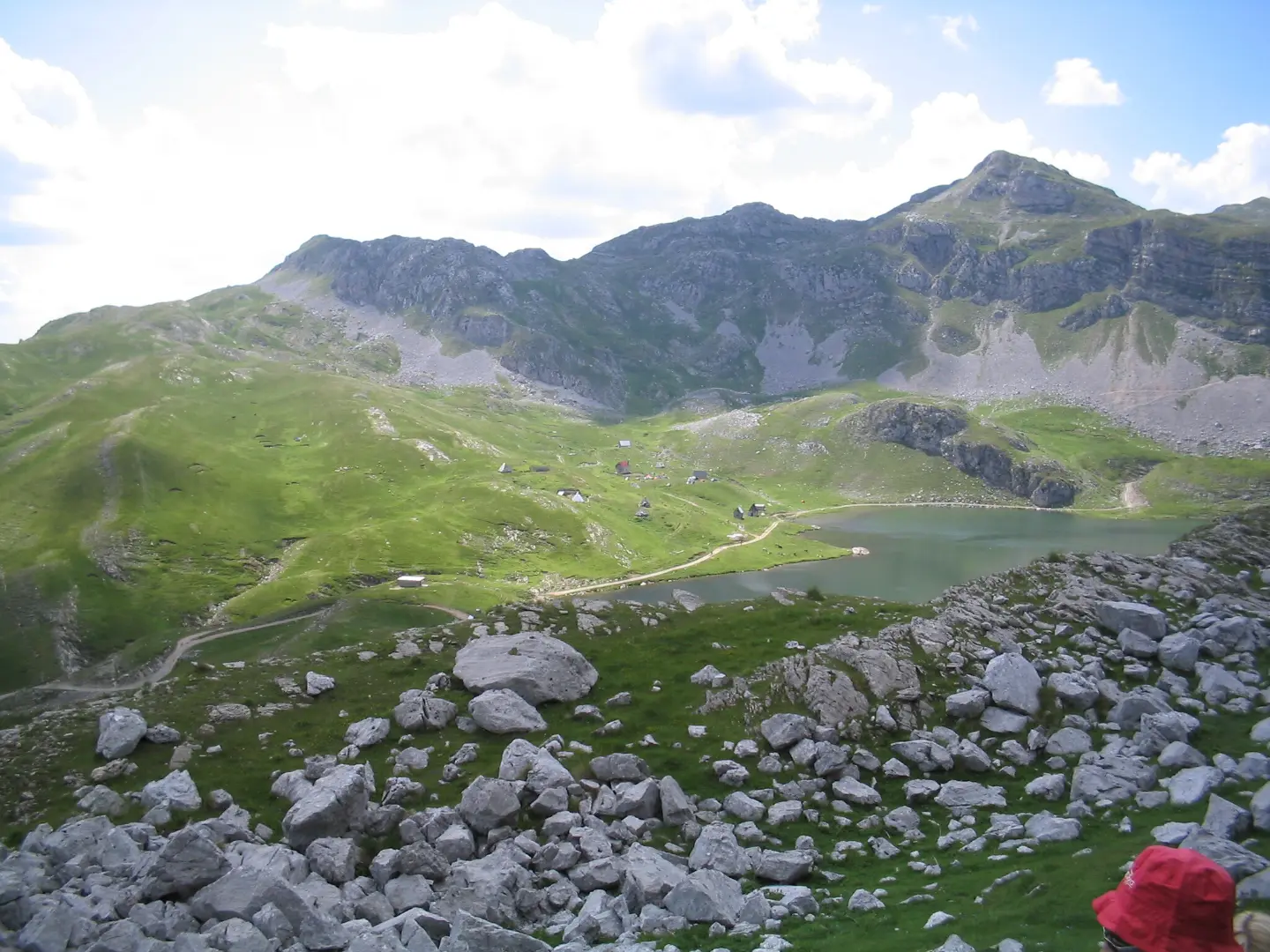 Kapetanovo Jezero – Zagradac (suggested trail, no trailmarks)