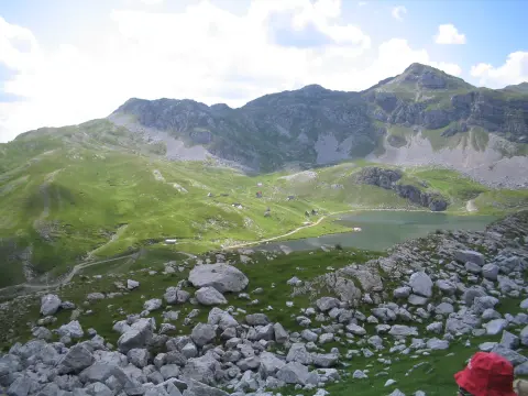 Kapetanovo Jezero – Zagradac (suggested trail, no trailmarks)