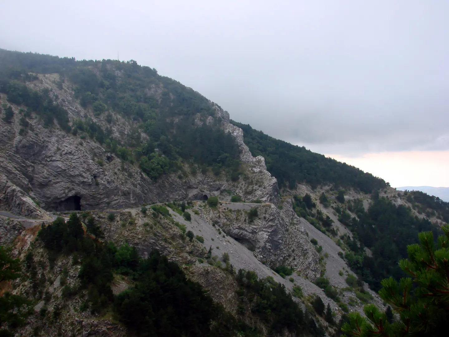 Kotor serpentine road below Krstac