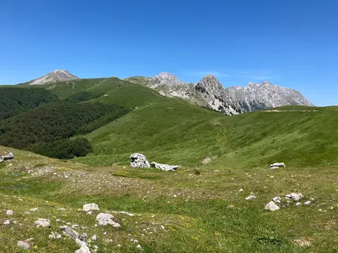 Planinarska staza od Rikavačkog jezera