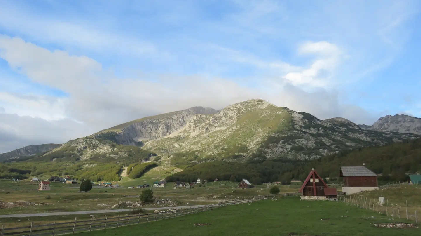 Savin kuk iznad Motičkog gaja